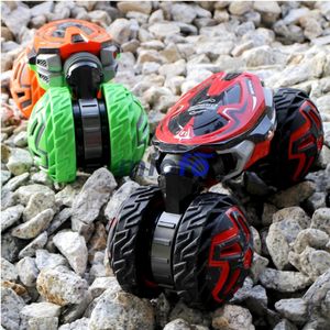 Voiture RC de drift à 4 canaux rotative à 360°, jouet télécommandé déformable à roues torsadées, voiture de cascade d'escalade, câble USB, intérieur-extérieur - Product Image 2