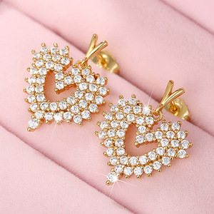 Boucles d'oreilles Luxe en or massif 18 carats avec diamants en forme de cœur, couleur D naturelle, bijoux romantiques pour femmes, pour mariage - Product Image 5