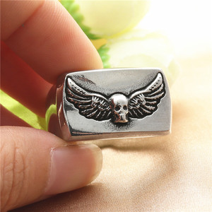 <b>Skull</b> <b>Ring</b> With Wings Retro Silver Men's Fashion Jewelry Gift - Product Image 4