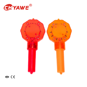 Cônes de signalisation routière à LED jaunes haute luminosité, haute visibilité, alimentés par batterie, non réfléchissants, en polycarbonate, forme fleur de prunier - Product Image 2