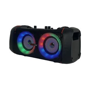 Bocina Karaoke Portátil Económica Estéreo de 4 Pulgadas con Altavoces Dobles, 2400 mAh, Resistente al Agua IPX2, Iluminación LED RGB para Uso Urbano - Product Image 2