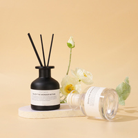 Diffuseur de parfum d'ambiance en verre noir mat transparent de 120 ml avec bâtonnets en rotin pour salle de bain et chambre à coucher