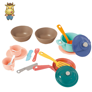 Ensemble de jeu de cuisine en plastique souple 15 pièces, jouets de vaisselle d'imitation en PE pour enfants - Product Image 1