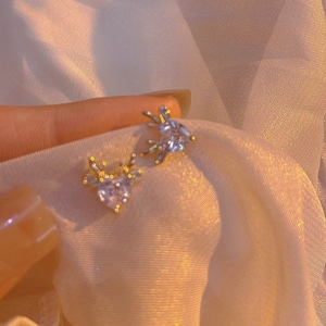 Pendientes de tuerca en forma de estrella a la moda de Plata de Ley 925, diseño minimalista, moda coreana, venta al por mayor para mujeres para aniversarios - Product Image 4