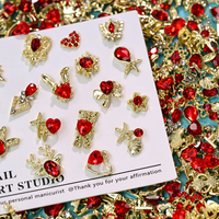 30 Pièces de Breloques 3D pour Ongles Saint-Valentin Rouge, Cœurs, Ours, Étoiles Métalliques, Gemmes, Diamants, Strass Décoratifs