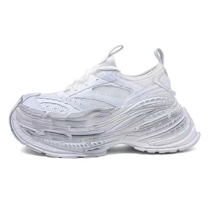 Zapatillas de diseñador con plataforma que aumenta la altura en 16 cm para hombre, zapatillas de running retro de diseñador, logotipo personalizado, suela gruesa que aumenta la altura - Product Image 4