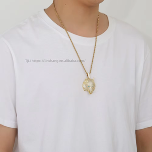 Collar con colgante de cabeza, collar de hombre imponente con circonitas incrustadas en cobre estilo hip-hop, collar con colgante de lobo. - Product Image 4