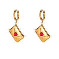 Boucles d'oreilles créoles YIQI tendance pour femme, nouveau modèle, avec pendentif cœur rouge délicat en acier inoxydable plaqué or 18 carats, bijoux