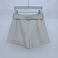 Shorts en cuir d'agneau véritable blancs pour femme, à ceinture et ourlet à revers, en cuir souple de qualité supérieure, pour un style décontracté quotidien et urbain