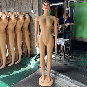 Maniquí de Plástico para Exhibición de Ropa Femenina con Pecho Grande, Cabeza y Manos, Maniquí con Cadera Grande, Talla Grande, Precio Económico - Product Image 1