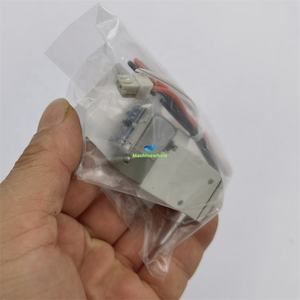 Nueva válvula solenoide de 3 puertos SMC original de, tipo piloto - Product Image 2