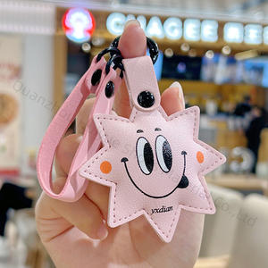 سلسلة مفاتيح للوجه برسوم كرتونية متعددة الألوان ، سلسلة مفاتيح لطيفة من الجلد الصناعي ، قلادة وحقيبة صغيرة لتزيين السيارة للهدايا - Product Image 3