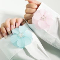 OEM ODM Couvre-boutons en acrylique personnalisés de haute qualité, motifs floraux, colorés, pour mariage, fiançailles, cadeaux, accessoires de boutons, vente en gros
