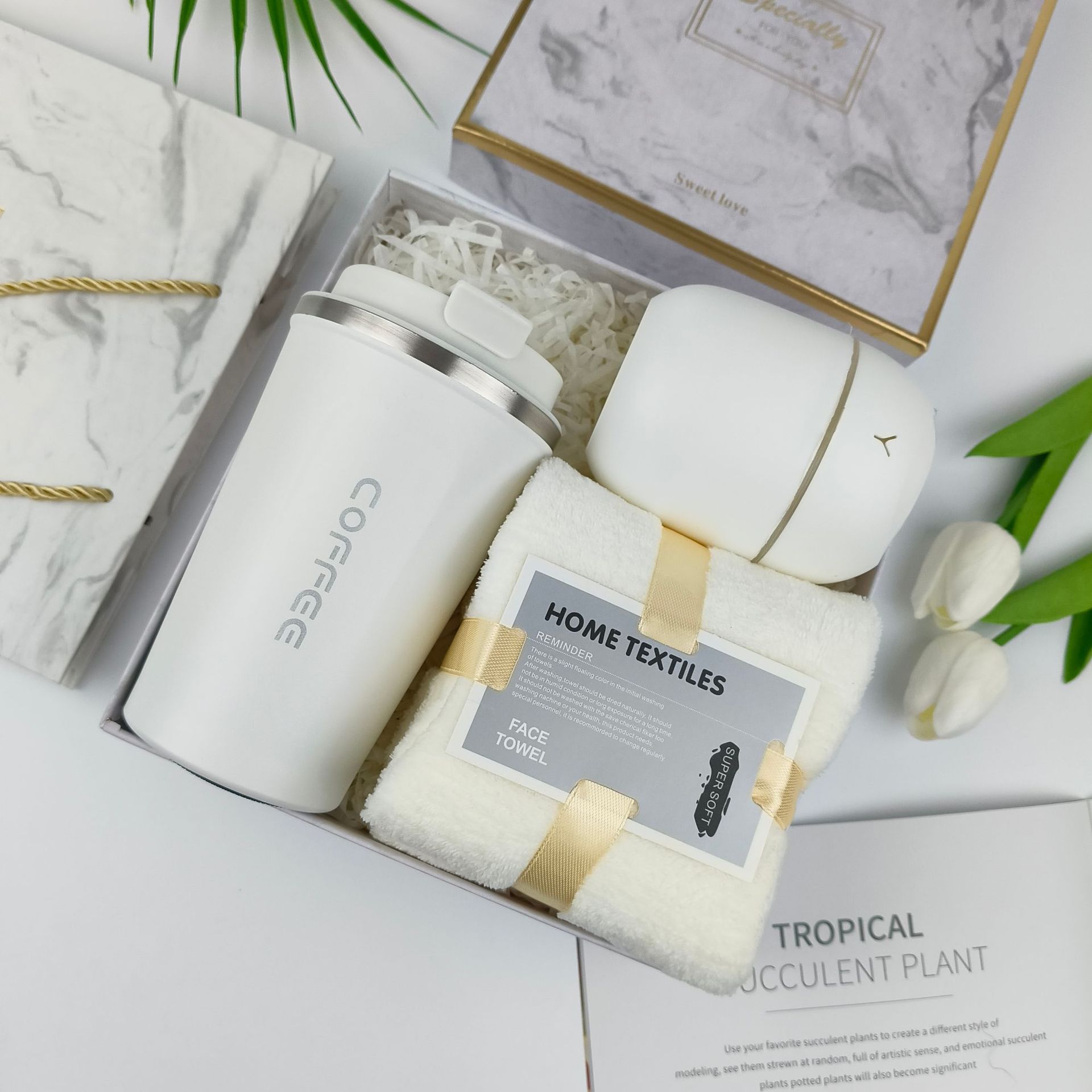 Vacuum flask +  Humidifier + Towel