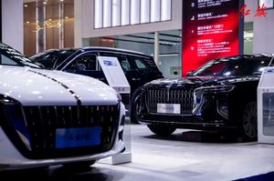 Compra de Autos Usados con 0 KM, Hongqi H9 Eléctrico, <span class=keywords><strong>Auto</strong></span> de 4 Puertas y 5 Asientos, Sedán Híbrido, Vehículos 2.0T, Hongqi H9 Chino para Adultos - Product Image 4