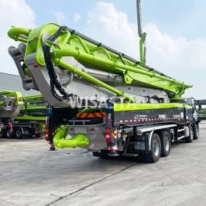 中联重科ZLJ54460THBBF 62米62m柴油混凝土泵车全新机器在迪拜出售 - Product Image 5