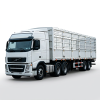 Semi-remorque légère à poutre principale solide pour le transport de céréales, d'aliments et de matériaux agricoles en vrac