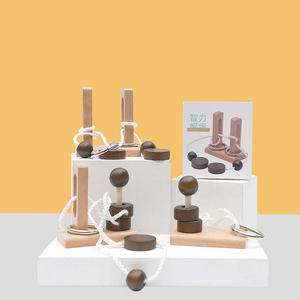 Classique hêtre <span class=keywords><strong>bois</strong></span> <span class=keywords><strong>corde</strong></span> Puzzle <span class=keywords><strong>anneau</strong></span> chaîne Solution déverrouiller ensemble <span class=keywords><strong>casse</strong></span>-tête jouets d'apprentissage éducatifs pour enfants garçons filles - Product Image 3