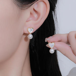 Natural Freshwater Pearl Stud Earrings S925 Sterling Silver Needle Micro-set Light Luxury Delicate Earrings Pearl Jewelry - Product Image 4