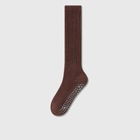 Chaussettes de yoga chaudes antidérapantes en coton pour femmes, idéales pour le Pilates, vente en gros