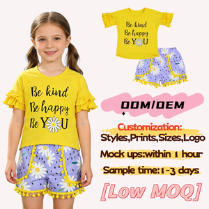 Ensembles de Vêtements Personnalisés pour Filles : Hauts à Manches Courtes à Volants avec Motifs Lettres et Shorts à Pompons – Tailles et Styles Variés – Prix de Gros - Product Image 1