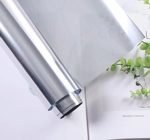 Pellicola Riflettente di Alta Qualità in PET Metallizzato Argento con Colla - Product Image 1