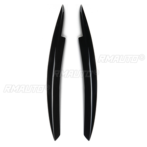 Adorno Adhesivo para Faro Delantero de Coche (Estilo Párpado/Superposición) y Adorno Adhesivo para Rejilla de Ventilación Trasera (Estilo Párpado) para VW GOLF MK6 GTI GTD GTR 08-13 - Product Image 2