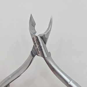 Cortaúñas de Acero Inoxidable KS-01, Cuchilla Recta, Cortacutículas Profesional, Punta Afilada, para Uso en Dedos de Adultos - Product Image 2