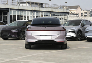 2026 <span class=keywords><strong>P7</strong></span>+ Extended Range 1550 Max Flagship EREV Sedan 430km Autonomie EV 1550km Autonomie Totale 800V 5C Charge Rapide Véhicule Électrique Familial de Luxe - Product Image 4