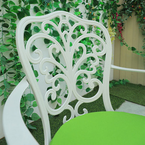 Juego de mesa redonda y 2 sillas de aluminio fundido de 3 piezas para jardín de hotel al aire libre moderno directo de fábrica - Product Image 5