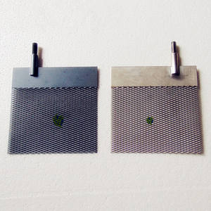 Ánodo <span class=keywords><strong>de</strong></span> dióxido <span class=keywords><strong>de</strong></span> plomo Chapado en malla <span class=keywords><strong>de</strong></span> titanio para solución <span class=keywords><strong>de</strong></span> <span class=keywords><strong>sulfato</strong></span> <span class=keywords><strong>de</strong></span> <span class=keywords><strong>cobre</strong></span> por electrodeposición <span class=keywords><strong>de</strong></span> <span class=keywords><strong>cobre</strong></span> <span class=keywords><strong>con</strong></span> soldadura por flexión <span class=keywords><strong>de</strong></span> corte - Product Image 4