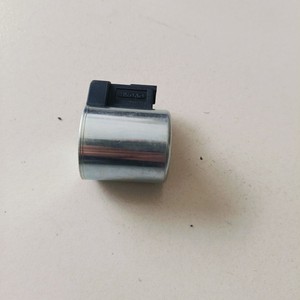 Bobine d'électrovanne Hyundai ZGAW-00008 pour excavatrice 305-9T 385VS - Product Image 2