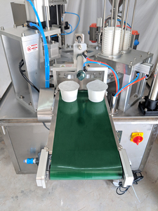 Machine de remplissage et de scellage rotative entièrement automatique pour <span class=keywords><strong>lait</strong></span>, sauce, yaourt et gelée de qualité alimentaire - Product Image 5