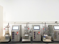Bioréacteur de paillasse en verre à agitation magnétique 1L, cuve sous pression, contrôle PLC, pompe à commande automatique BLBIO-GC