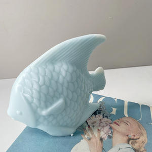 Molde de silicona para aromaterapia, molde de tilapia, <span class=keywords><strong>pegamento</strong></span> de gota de cristal DIY, yeso de resina decorativo para peces pequeños - Product Image 3