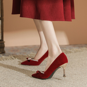 <b>Red</b> Velvet Bridal Pumps Pointed Toe Stiletto <b>Heel</b> With Pearl Bow Decoration High <b>Heel</b> Wedding Shoes For - Product Image 4