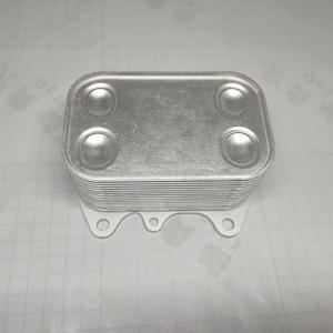 03L117021C Refroidisseur de filtre à <span class=keywords><strong>huile</strong></span> pour AUDI VW SEAT SKODA 1.6 2.0 TDI - Product Image 1