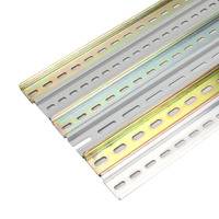 Rail de distribution d'alimentation WBO à fentes DIN 35 mm en acier zingué pour montage de disjoncteurs, relais et borniers