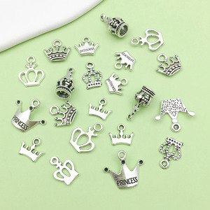 Antique <b>Silver</b> Alloy <b>Crown</b> Pendant Mixed Shapes For DIY Jewelry Accessories - Product Image 4