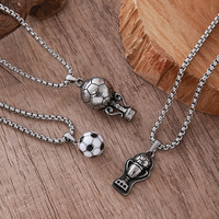 Collier de football personnalisé en acier inoxydable, pendentif trophée de gardien de but, bijoux souvenirs d'événement sur mesure