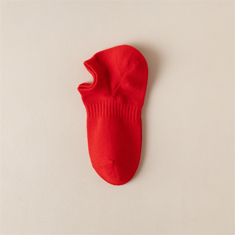 Red Invisible