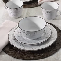 Service de vaisselle en céramique durable, peint à la main et gaufré, avec bols à soupe, assiettes grandes et petites, tasses à café (en stock)