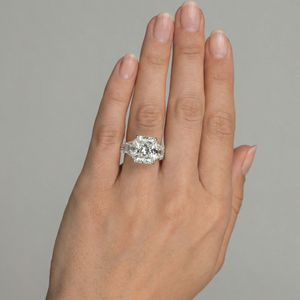 แหวนแพลตตินั่มพรีเมียมประดับเพชรเลี้ยงในห้องปฏิบัติการ รับรองโดย IGI เครื่องประดับหรูหราสำหรับผู้หญิง งานหมั้น งานแต่งงาน - Product Image 4