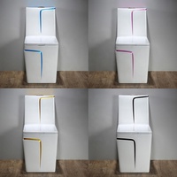 WC monobloc en céramique multicolore, forme carrée allongée, à double chasse, à poser au sol