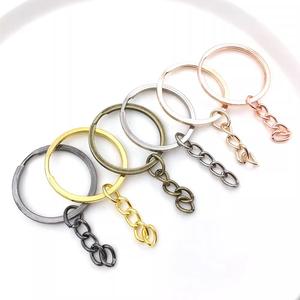 مصنع الجملة حلقة معدنية مفتاح مع سلسلة - Product Image 1