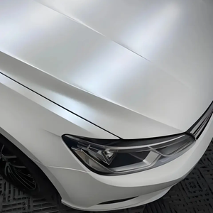 Vinilo Cromado Súper Mate Blanco Perla, Película de PVC para Envolver el Exterior del Vehículo, Color Metálico de Lujo que Cambia de Color - Product Image 6