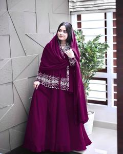 Nouveau concepteur beurre soie Lehenga Choli & Dupatta en impression numérique avec miroir travail pour les femmes tenue traditionnelle Garba événement - Product Image 2