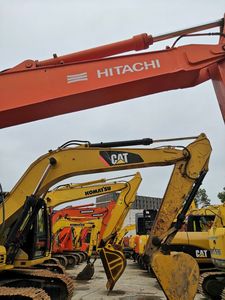 Excavadora de orugas de tamaño medio Hitachii EX120 usada, 12 toneladas, 0, 52m3, certificado CE, gran oferta - Product Image 3