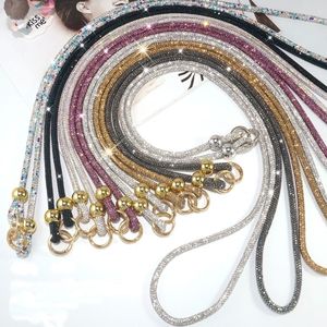 Cinturino per <span class=keywords><strong>Telefono</strong></span> con Cristalli Glitterati e Strass, Laccetto Bling per Cellulare, Cordino a <span class=keywords><strong>Tracolla</strong></span> per Smartphone - Product Image 6
