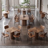 Ensemble table et chaises de style commercial simple, polyvalent, facile à assembler, s'adapte à de nombreux styles de restaurants commerciaux